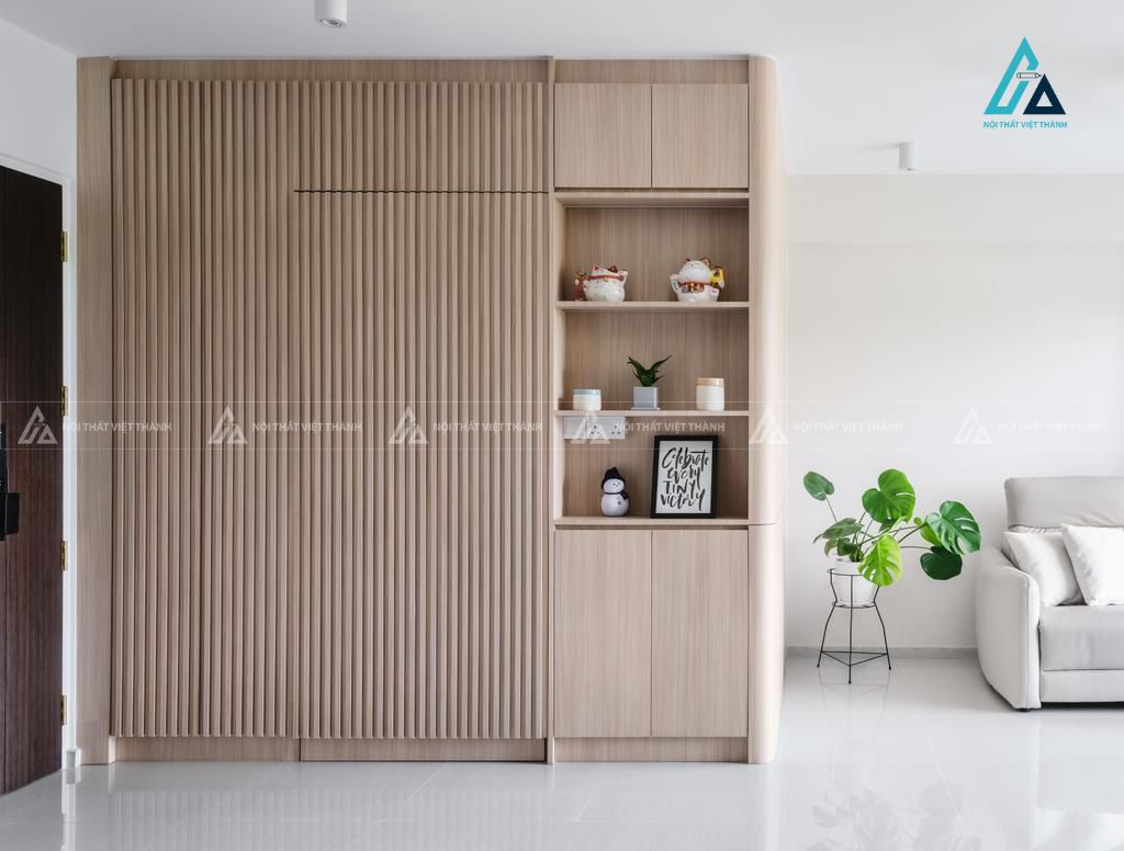 Mẫu thiết kế vách trang trí gỗ công nghiệp be xám hoạ tiết sọc dài