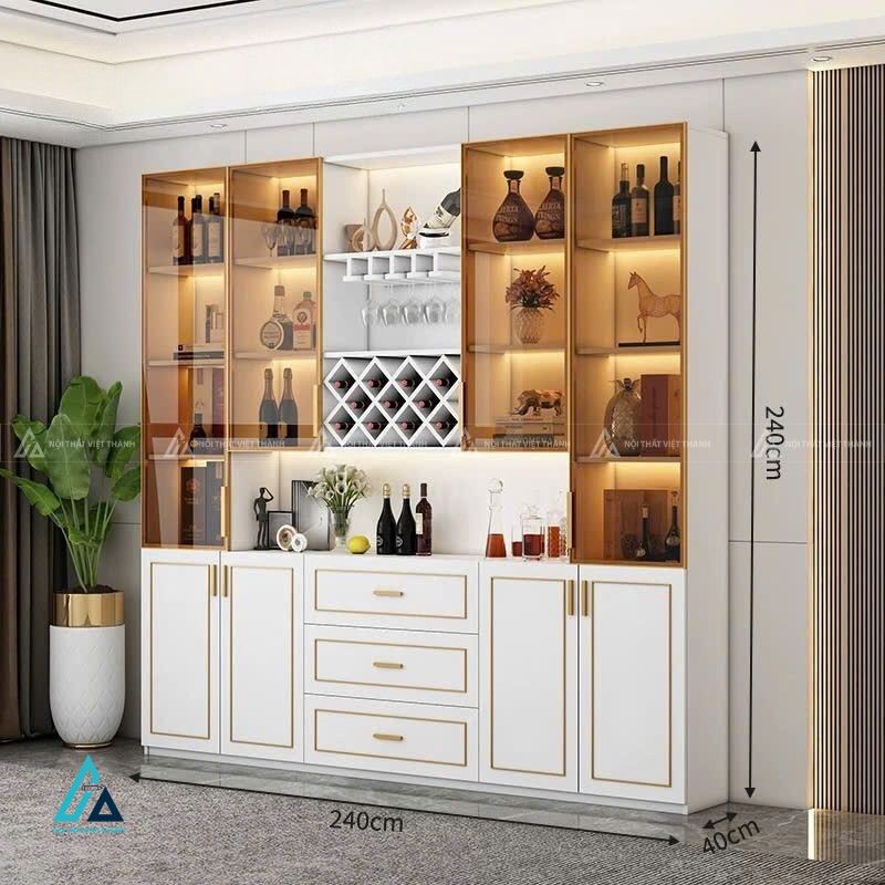Tủ rượu đại sảnh thiết kế cánh kính viền vàng sang trọng