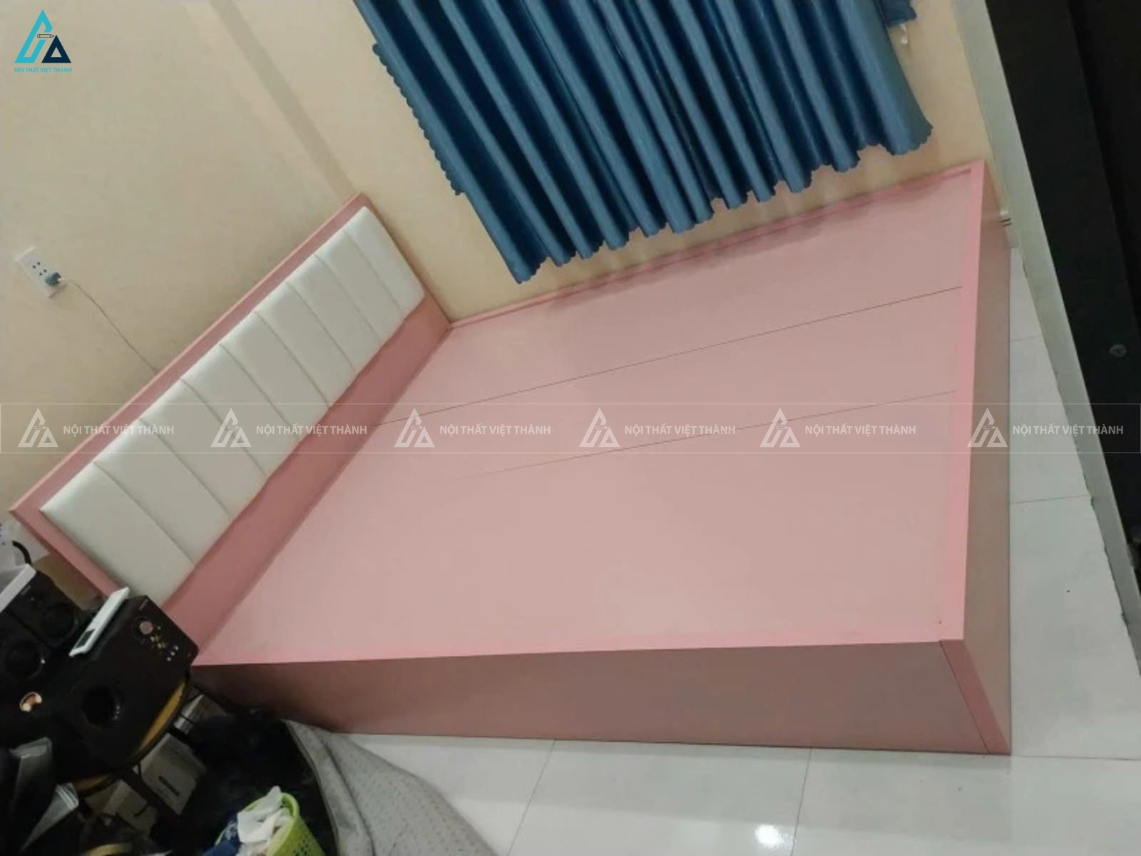 Giường gỗ công nghiệp bọc nệm đầu giường tối giản tiện nghi 3