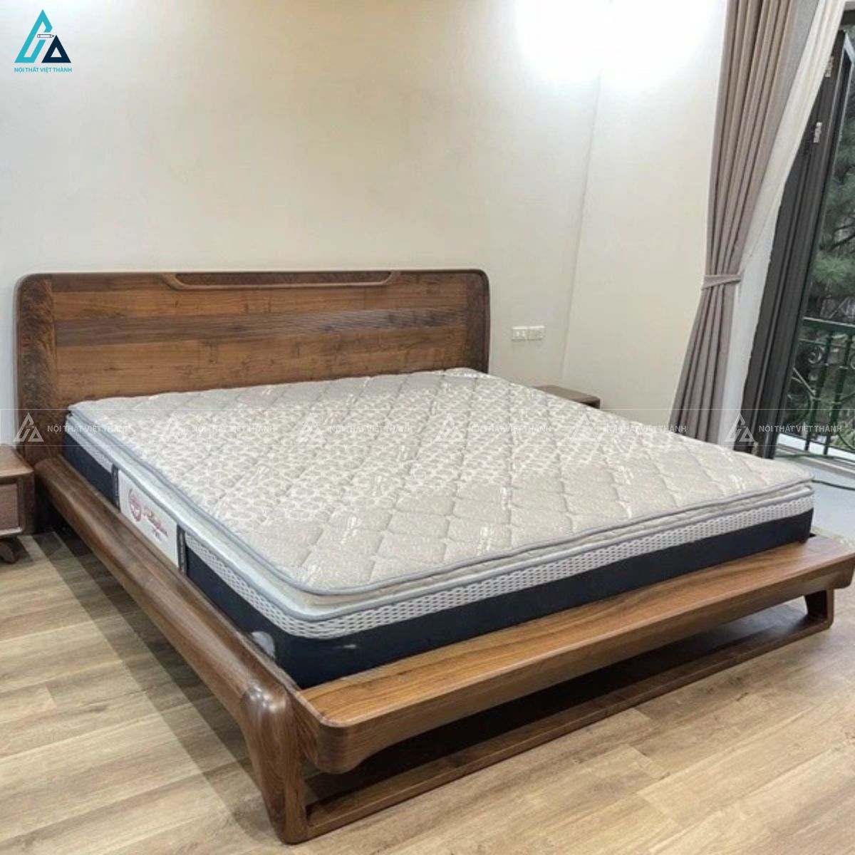 Giường ngủ gỗ tự nhiên kiểu Nhật cao cấp cho phòng ngủ gia đình 1