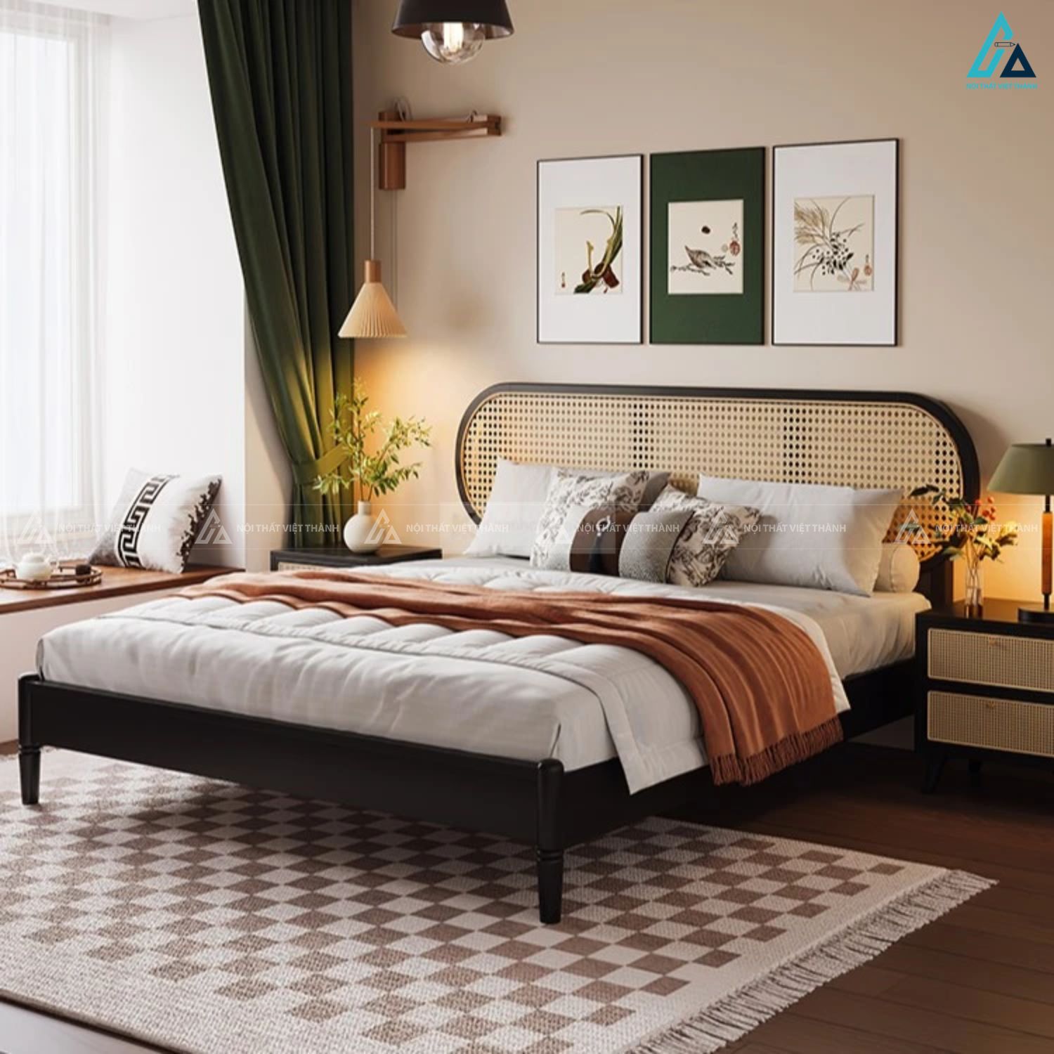 Mẫu giường gỗ tự nhiên cao cấp với đầu giường mây đan sang trọng 2