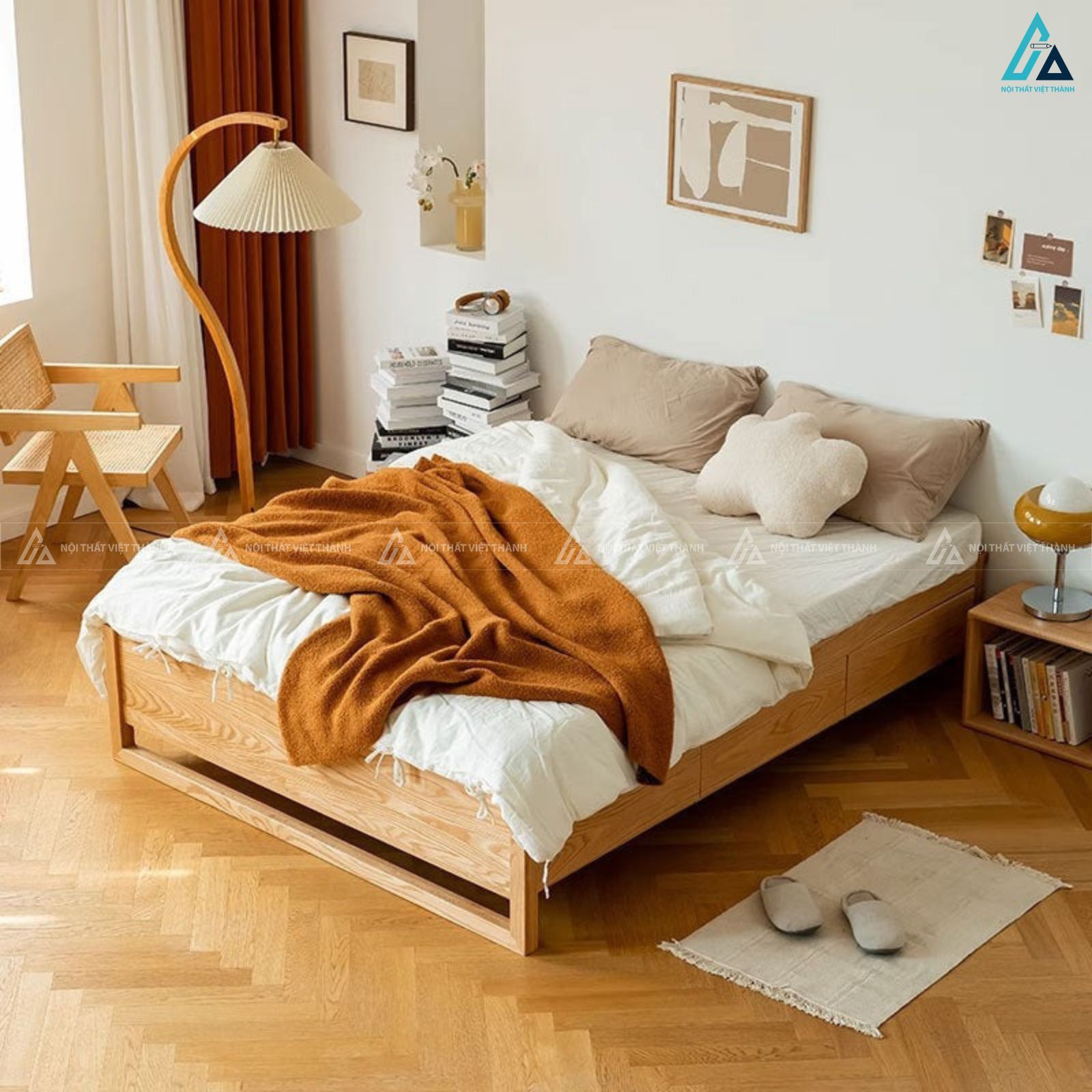 Giường ngủ gỗ tự nhiên tối giản tích hợp ngăn kéo chứa đồ tiện nghi 1