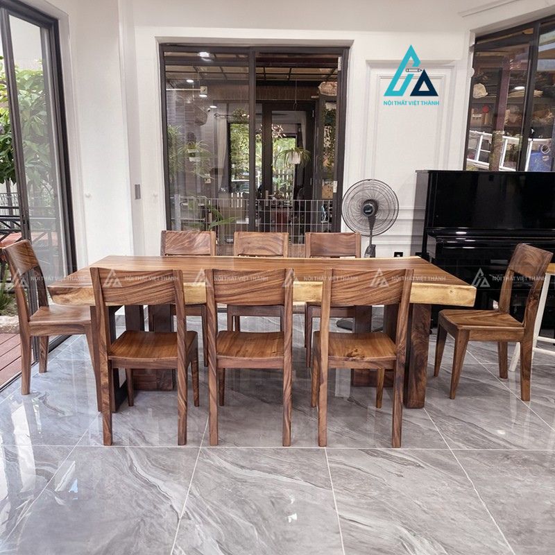 Bộ bàn ăn gỗ tự nhiên nguyên khối phong cách đẳng cấp và bề thế 2
