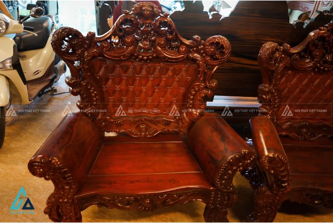 Bộ salon chạm khắc sang trọng nâng tầm đẳng cấp phòng khách 1