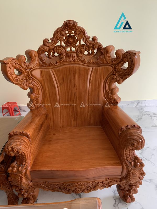 Bộ salon chạm trổ độc bản kiến tạo không gian sống đỉnh cao 3
