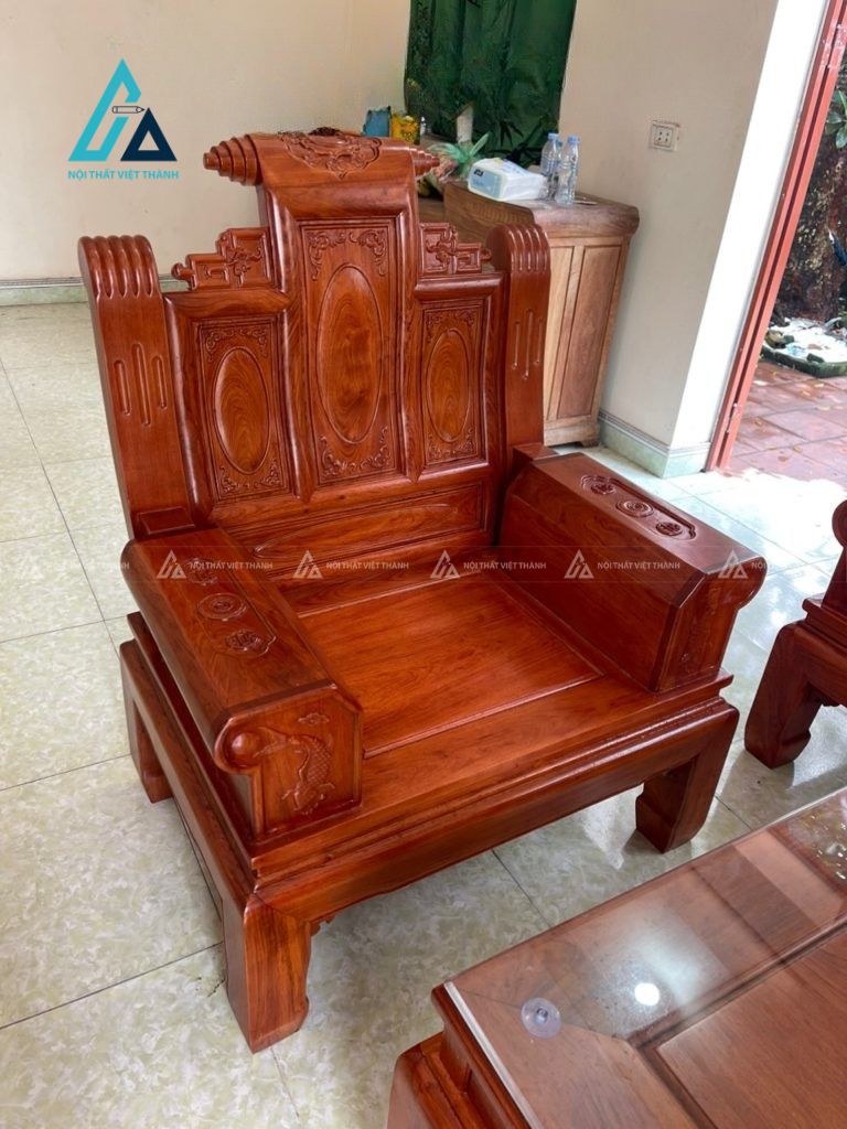 Bộ salon gỗ chạm khắc tinh xảo nâng tầm phòng khách gia đình 3