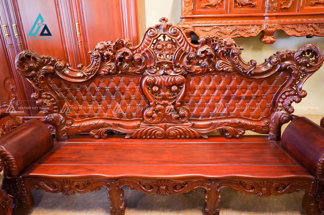 Bộ salon chạm khắc sang trọng nâng tầm đẳng cấp phòng khách 4