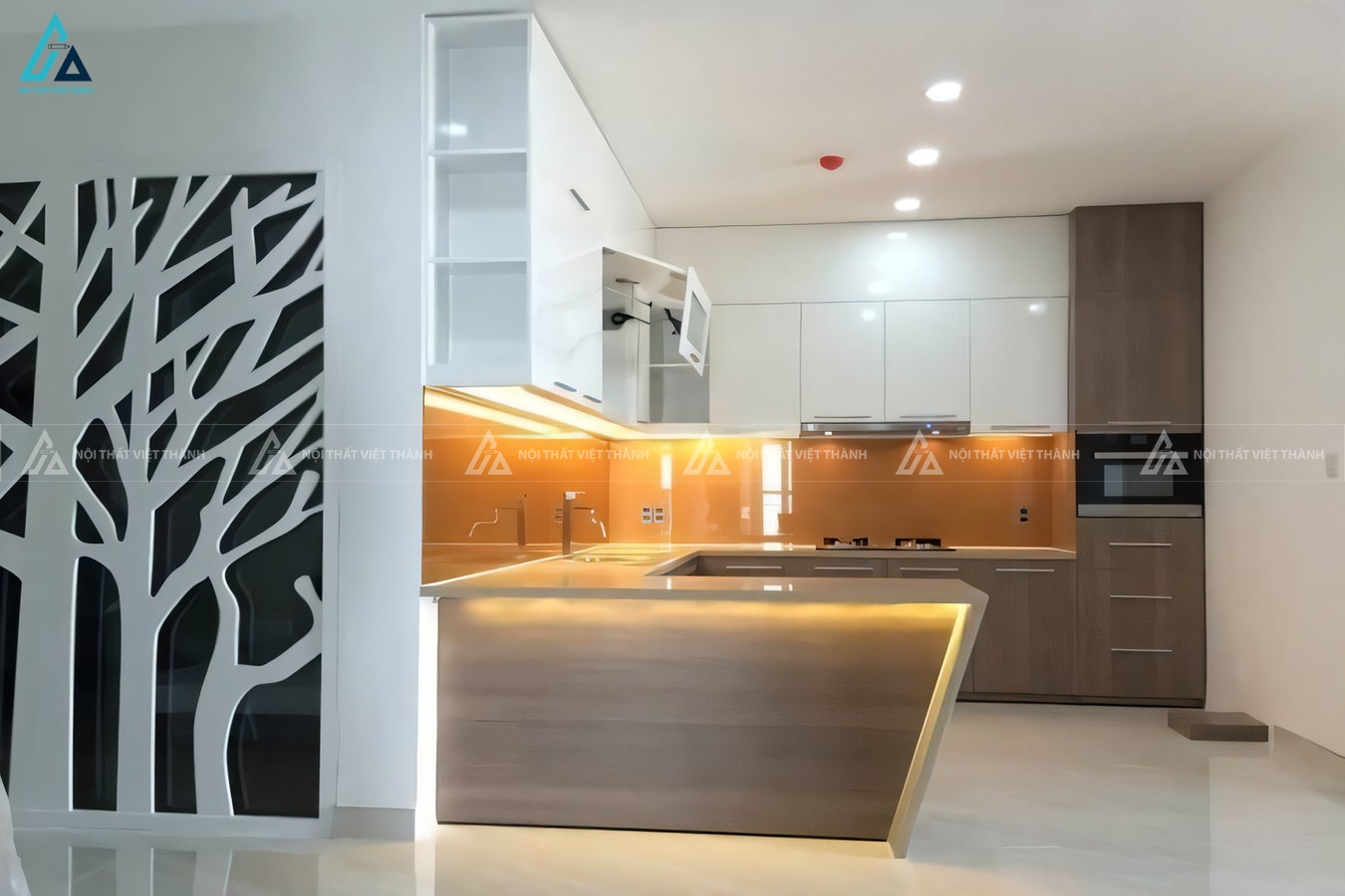Tủ bếp acrylic hiện đại kết hợp vân gỗ sang trọng cho gian bếp
