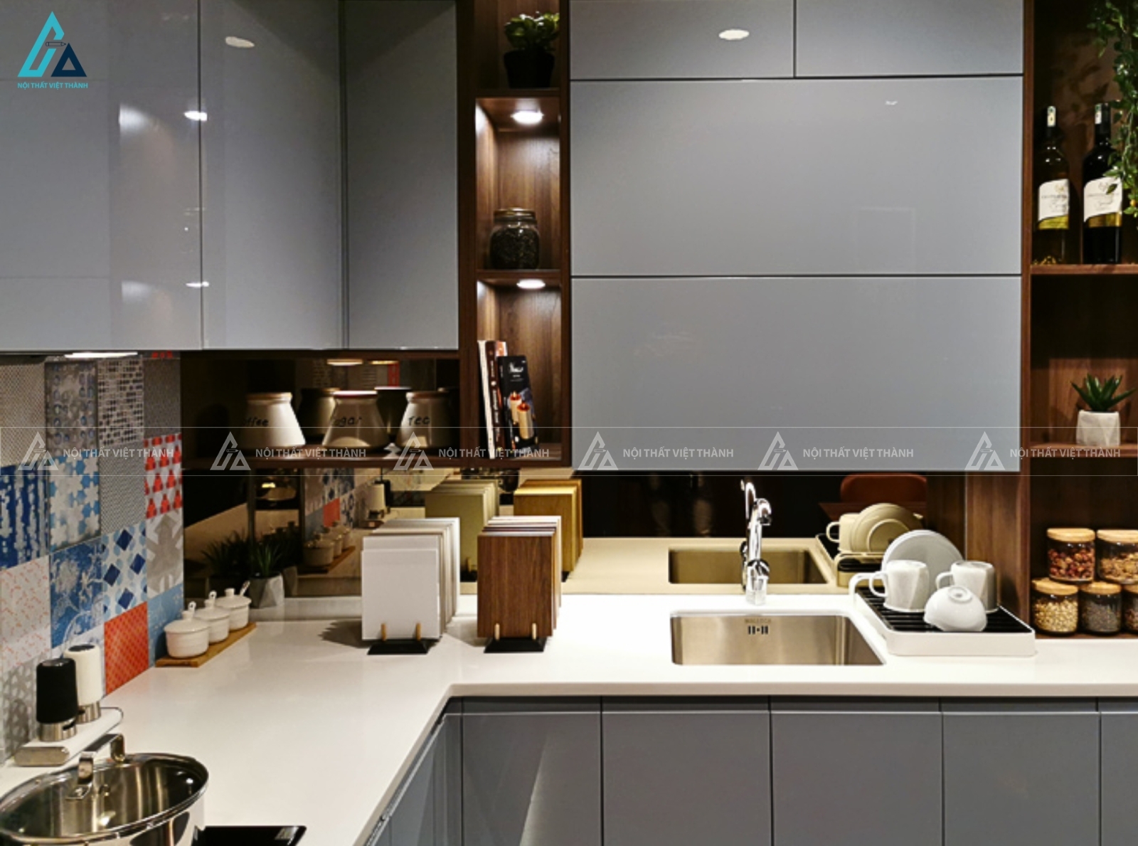 Bộ tủ bếp acrylic cao cấp phối màu ấn tượng đẳng cấp sang trọng 2