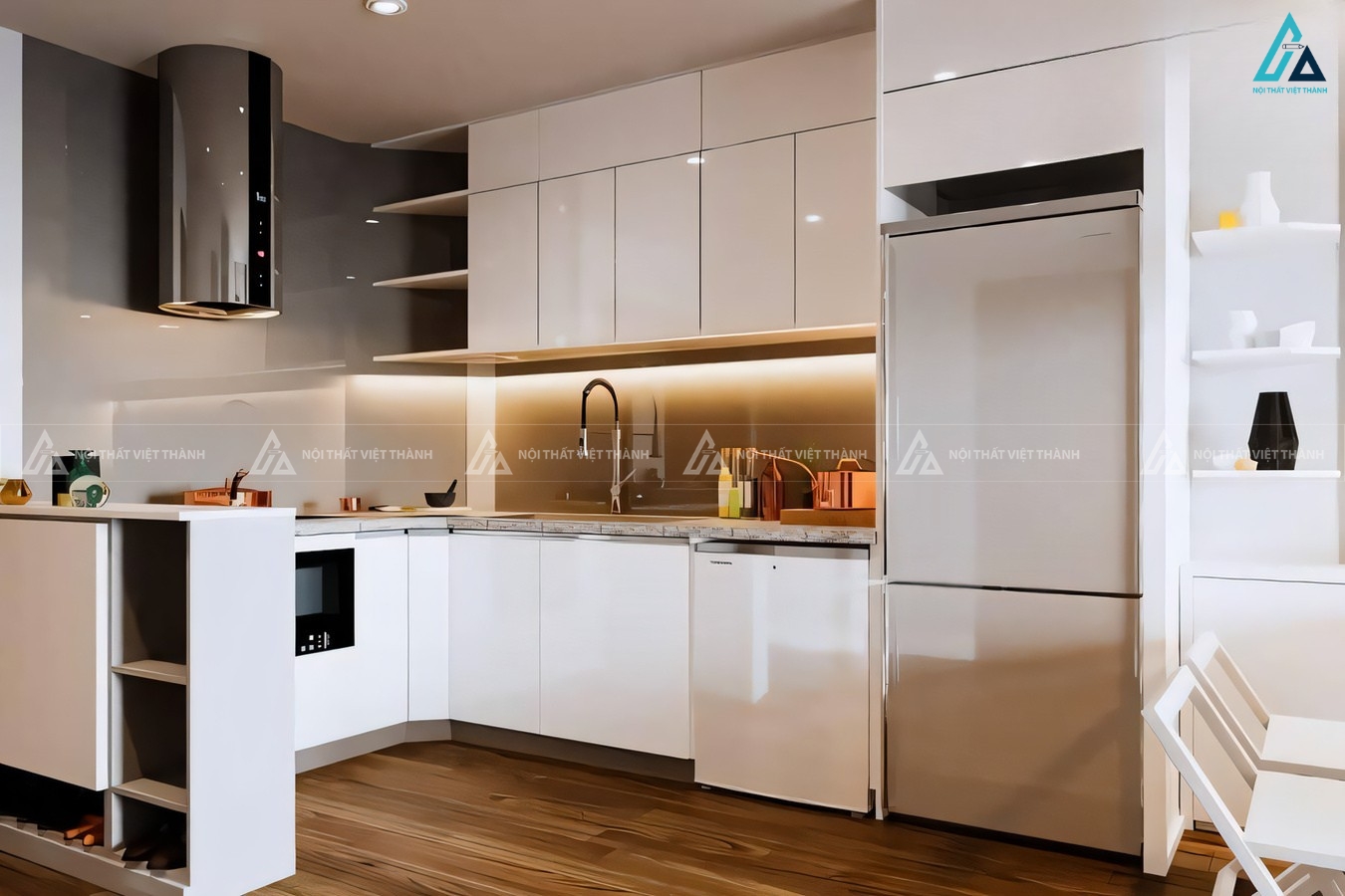 Mẫu tủ bếp chữ L acrylic bền bỉ phối màu trắng sang trọng