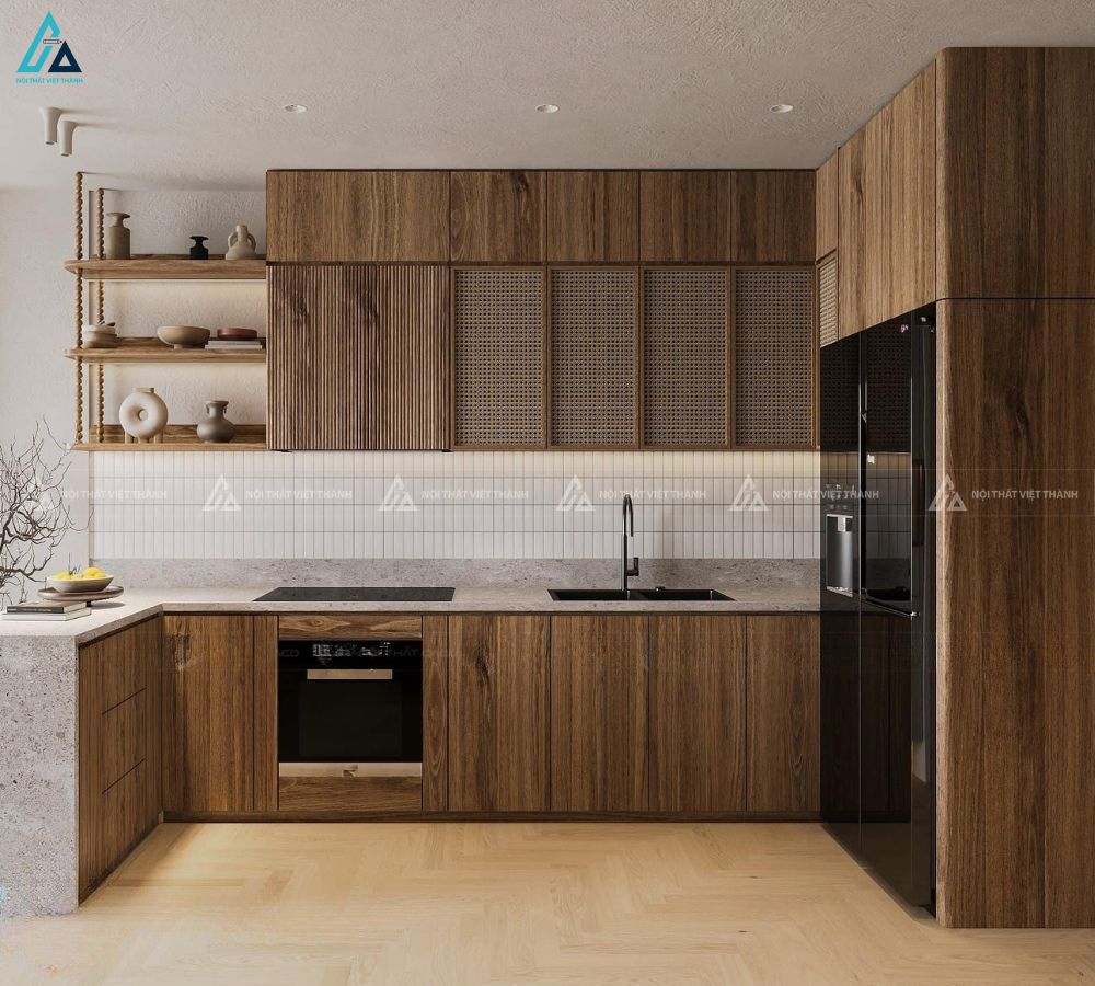 Tủ bếp gỗ công nghiệp phong cách Indochine kết hợp mây tre đan tinh tế