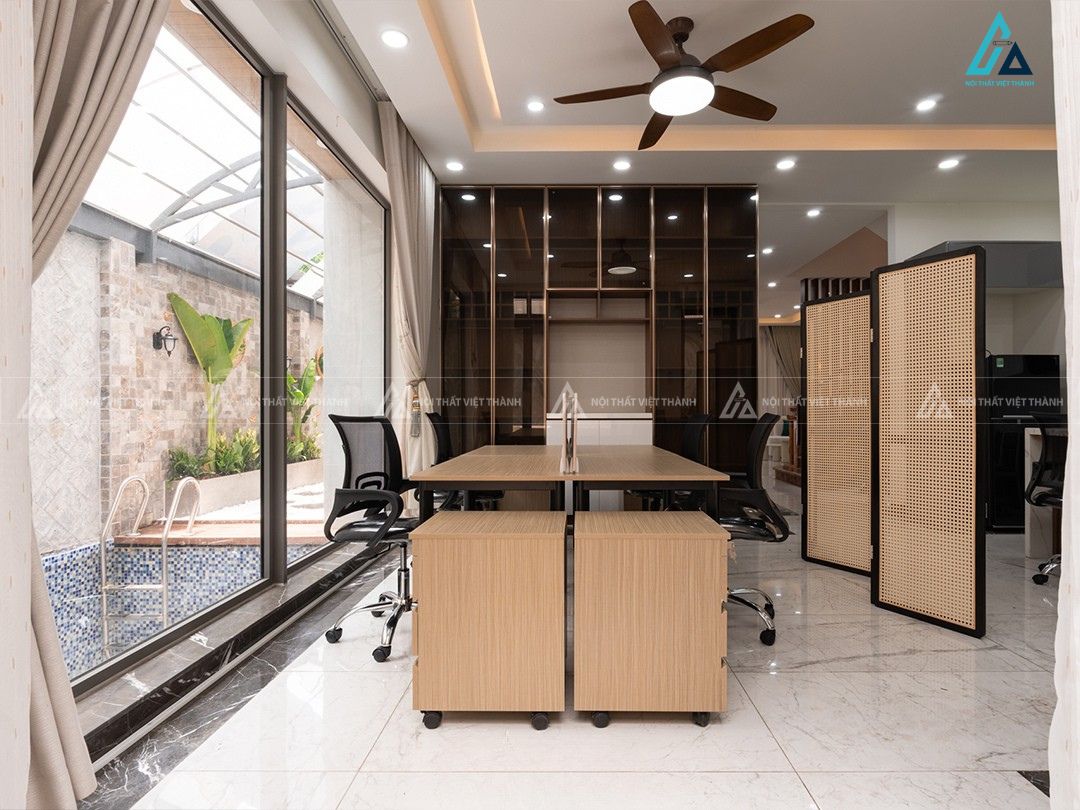 Thi công nội thất văn phòng chú Phát Cát Lái Hồ Chí Minh 4