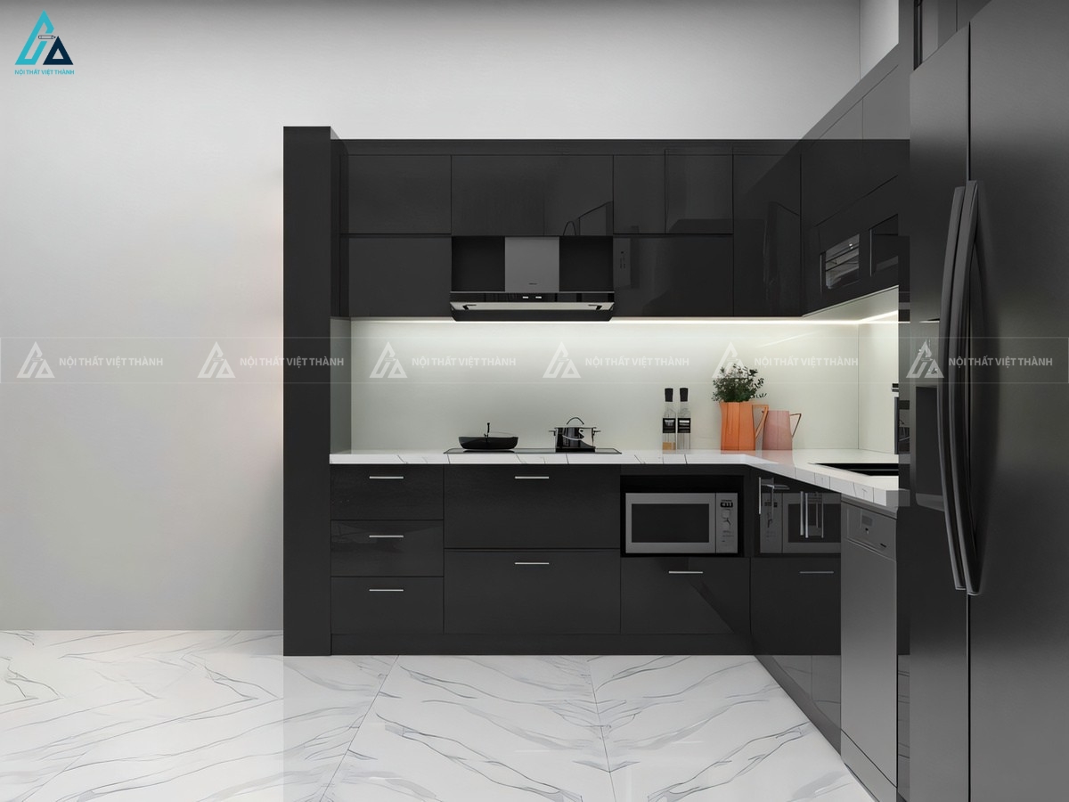 Tủ bếp acrylic đen cao cấp kết hợp mặt đá trắng tương phản ấn tượng 1