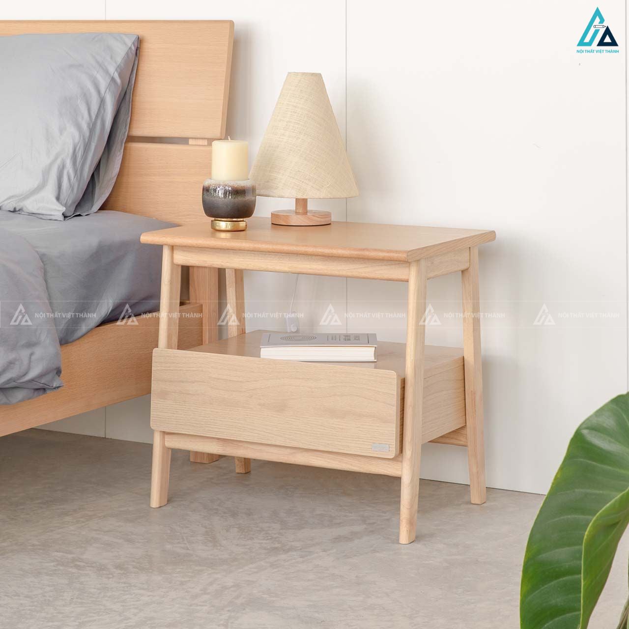 Tủ đầu giường cổ điển kiểu Pháp thiết kế sang trọng đẳng cấp