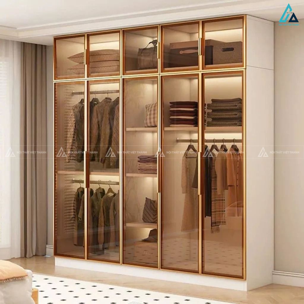 Tủ áo cánh kính khung trắng tinh tế kèm kệ trưng bày thông minh 2