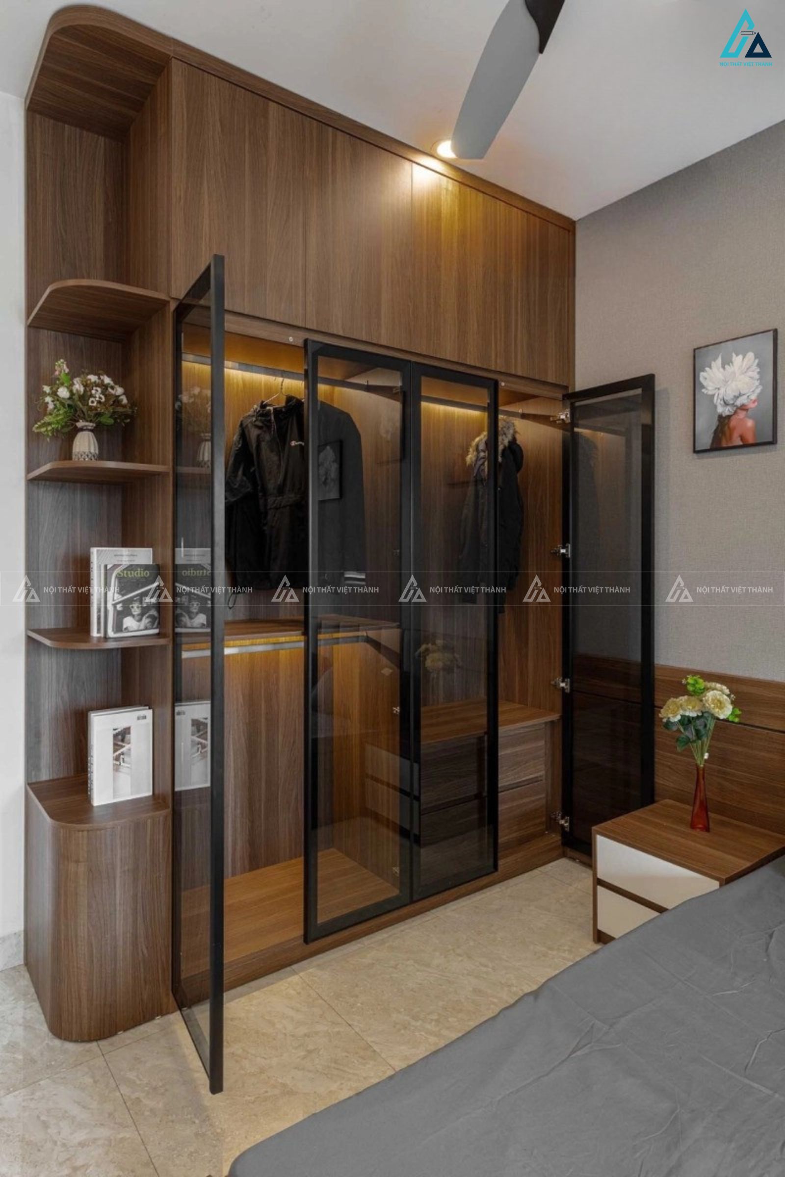 Tủ quần áo cánh kính kịch trần đèn led hiện đại sang trọng 2