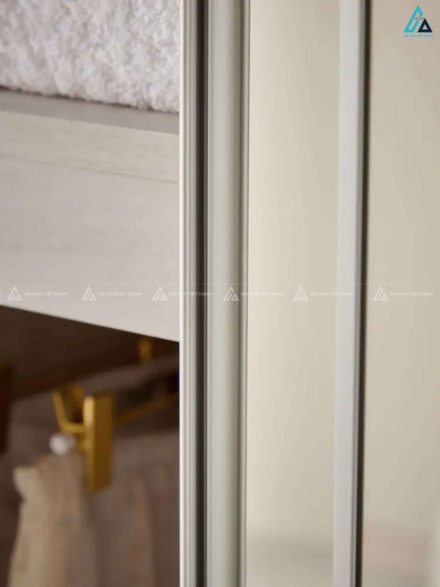 Tủ áo cánh kính thiết kế cao cấp cho phòng ngủ thanh lịch 3