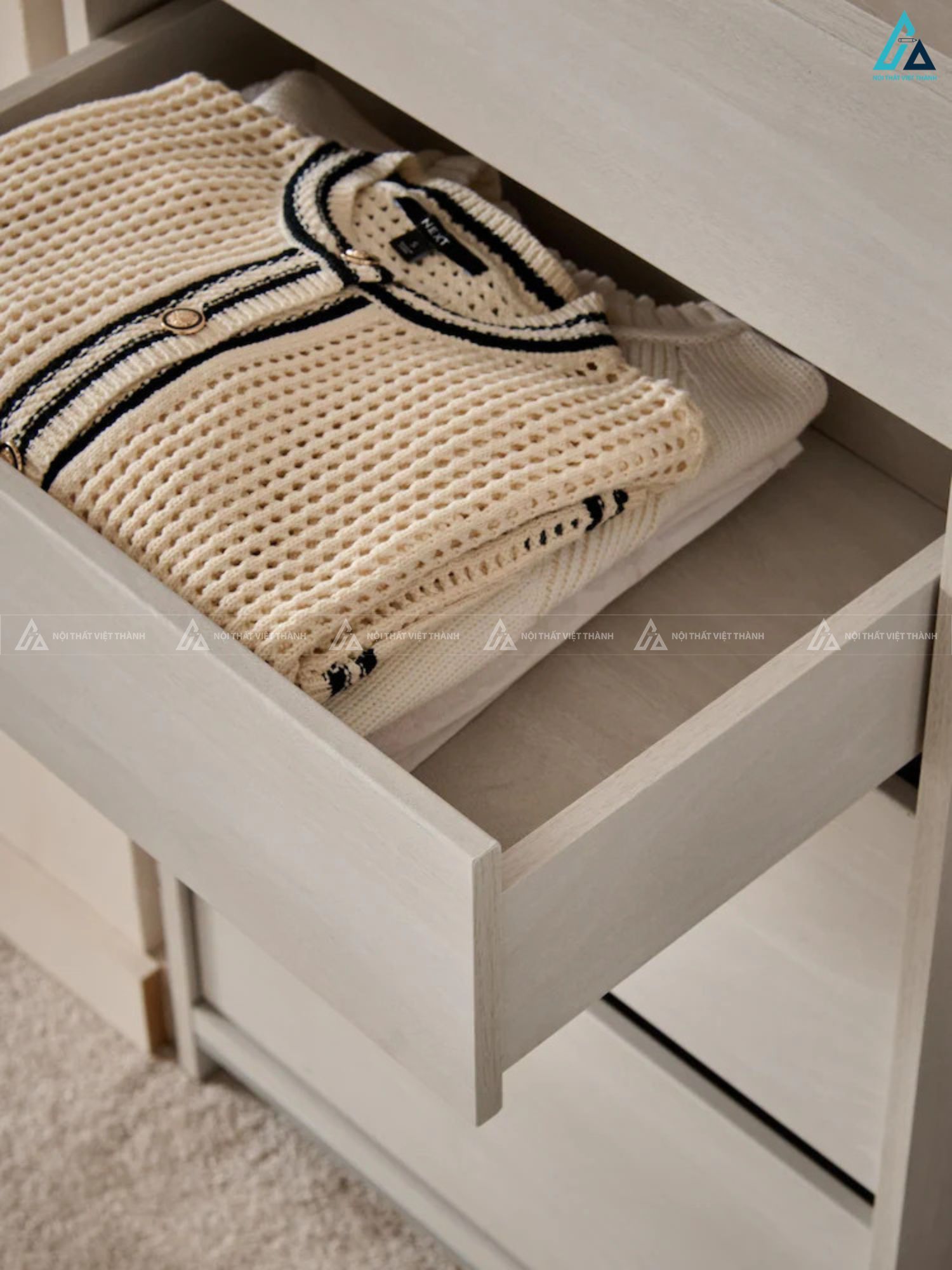 Tủ áo cánh kính thiết kế cao cấp cho phòng ngủ thanh lịch 5