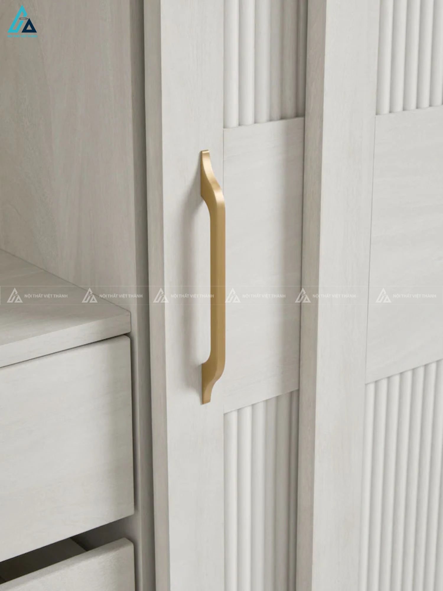Tủ quần áo cửa lùa phong cách tối giản phối vân sọc trang nhã 3