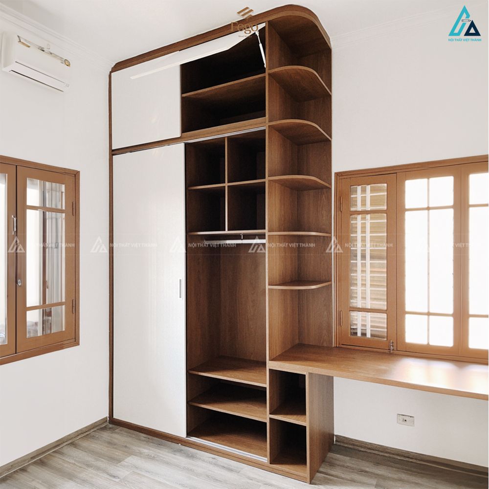 Mẫu tủ quần áo cửa lùa hiện đại phối bàn làm việc tối ưu diện tích 1