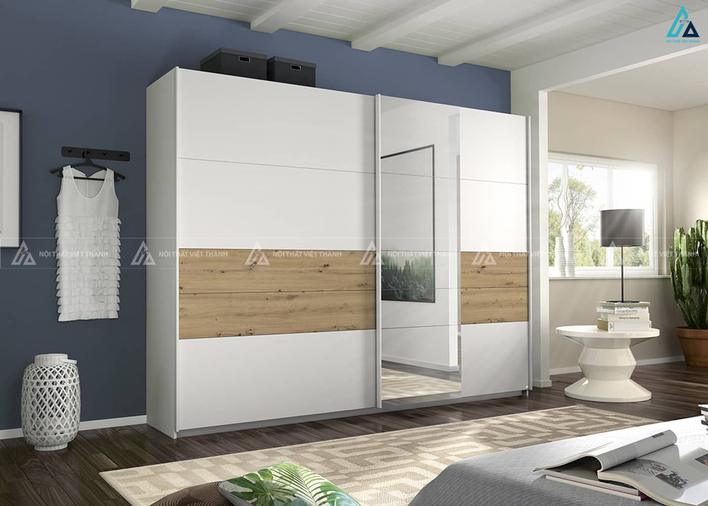Tủ quần áo cửa lùa kết hợp gương soi và ngăn gỗ tinh tế 5
