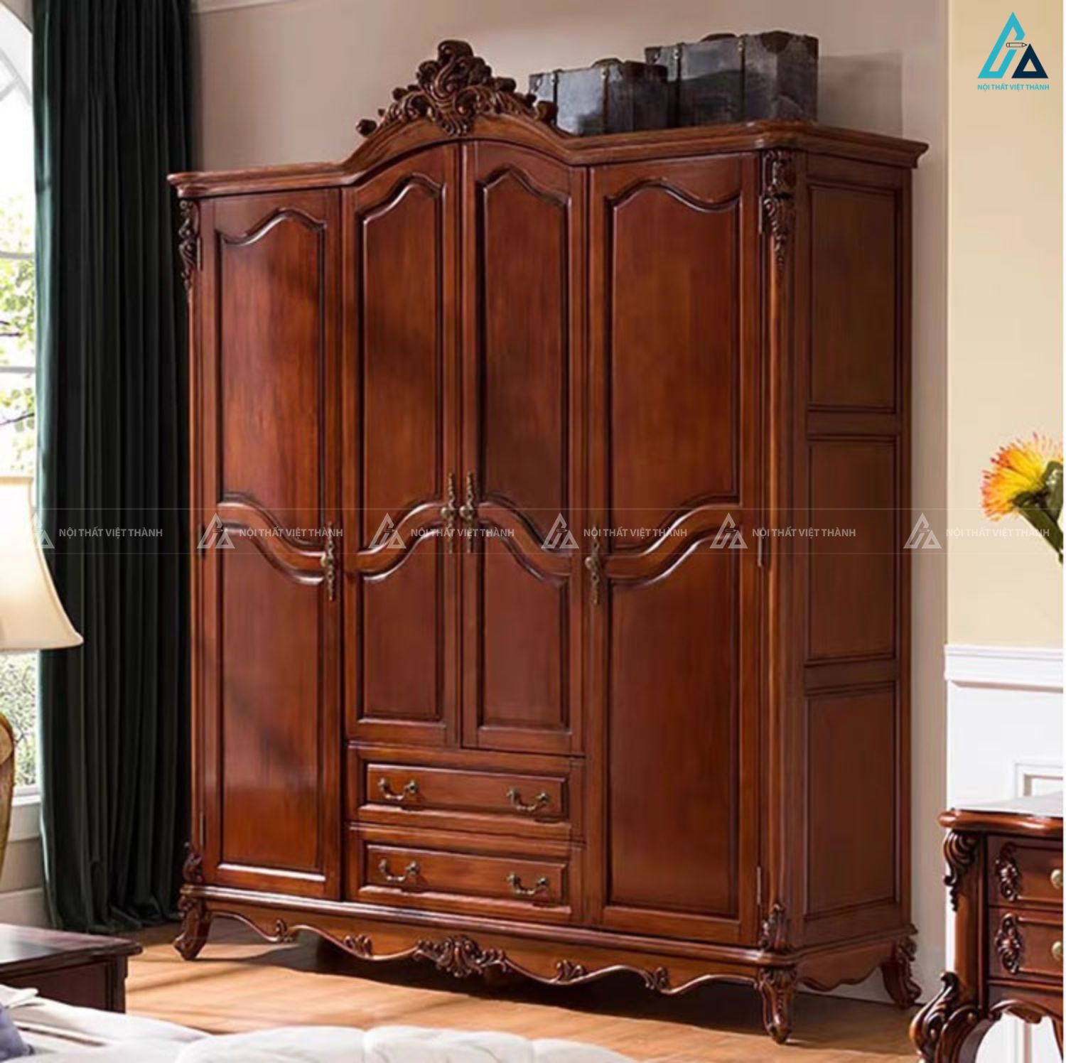 Tủ áo gỗ tự nhiên chạm khắc nghệ thuật phong cách cổ điển 1