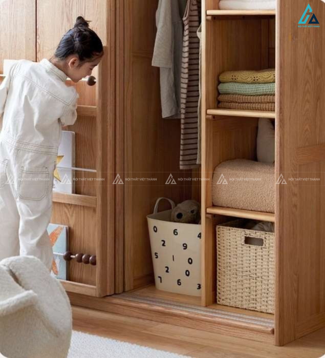 Tủ quần áo gỗ tự nhiên phong cách tối giản có kệ sách thông minh 4
