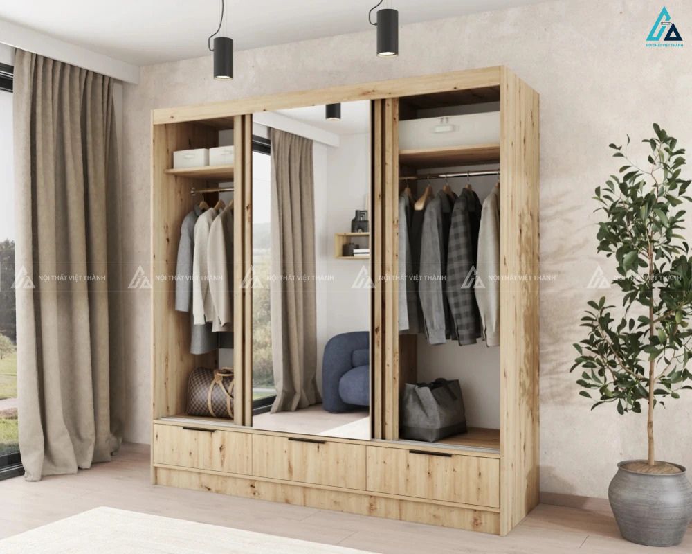 Mẫu tủ áo gỗ tự nhiên nan dọc kết hợp gương soi tiện dụng 1