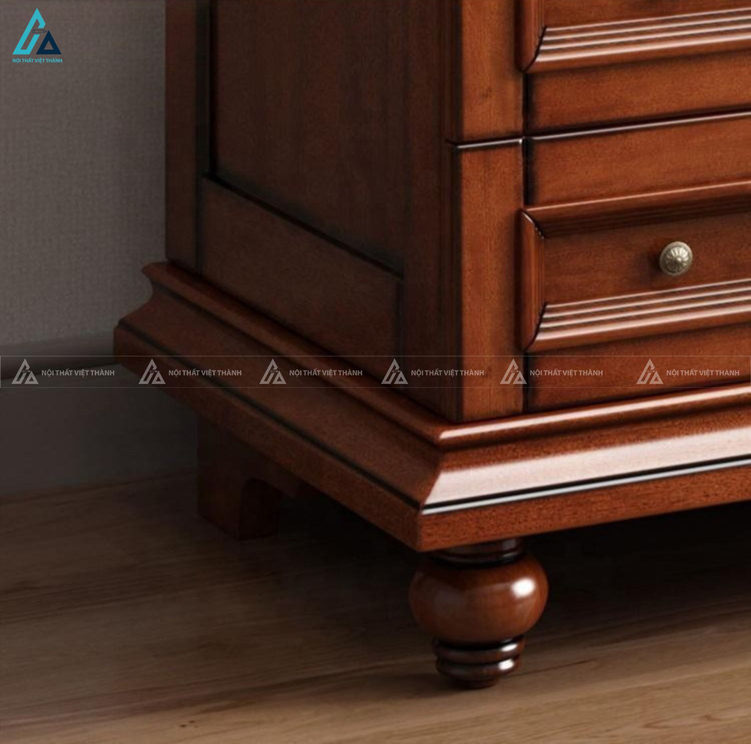 Tủ quần áo gỗ tự nhiên 4 cánh sang trọng phong cách cổ điển 4
