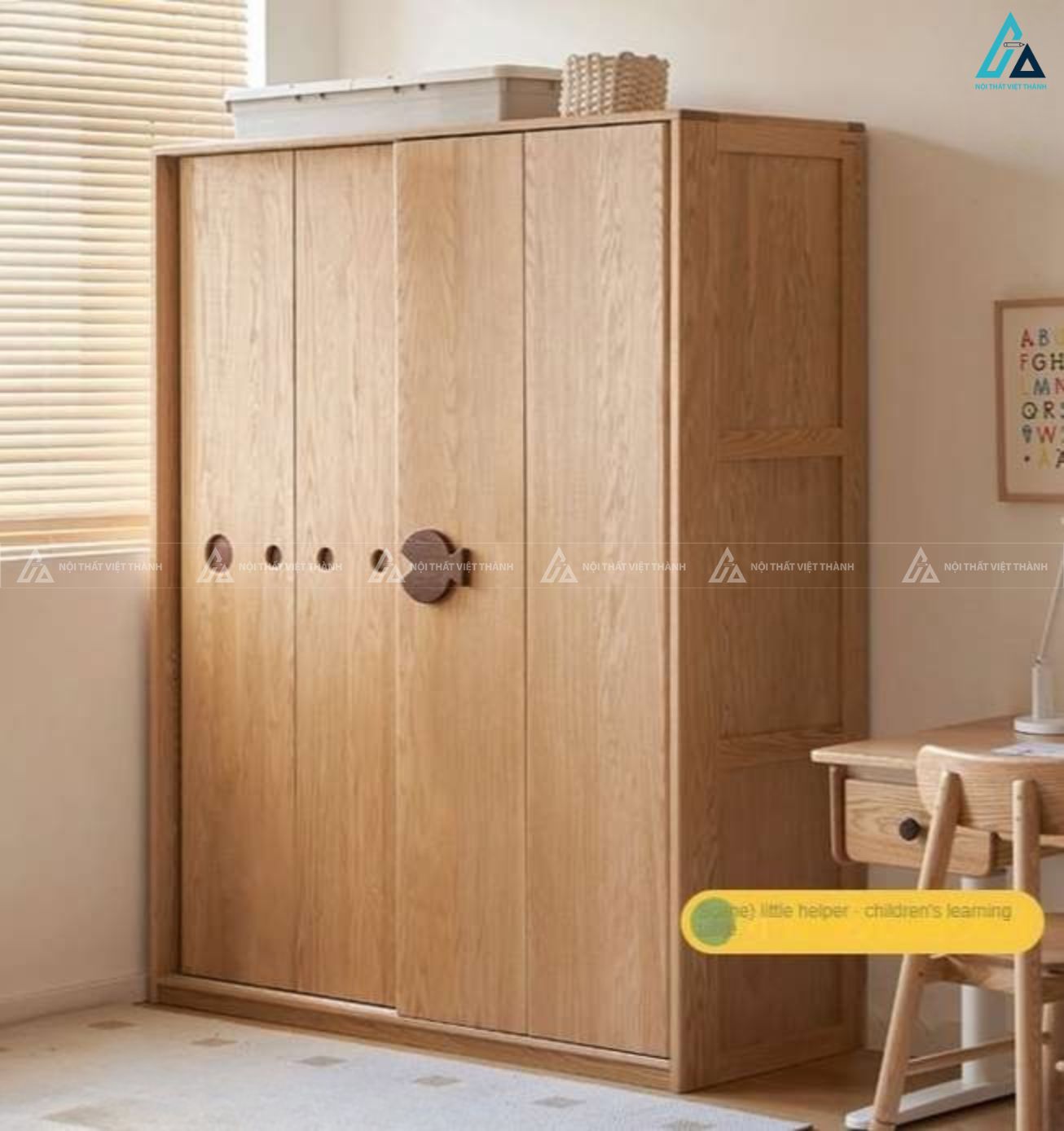 Tủ quần áo gỗ tự nhiên tối giản với kệ decor xinh xắn cho phòng ngủ 1
