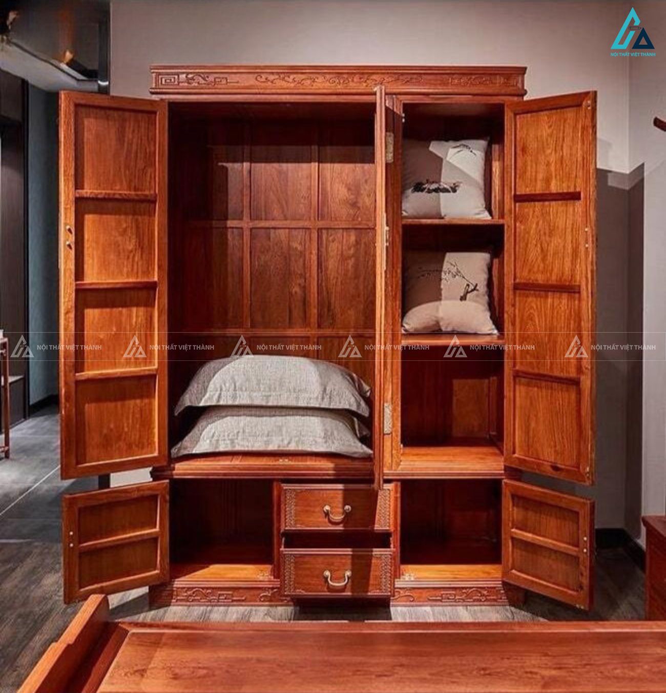 Tủ quần áo gỗ tự nhiên màu trầm sang trọng phong cách Á Đông độc đáo 1