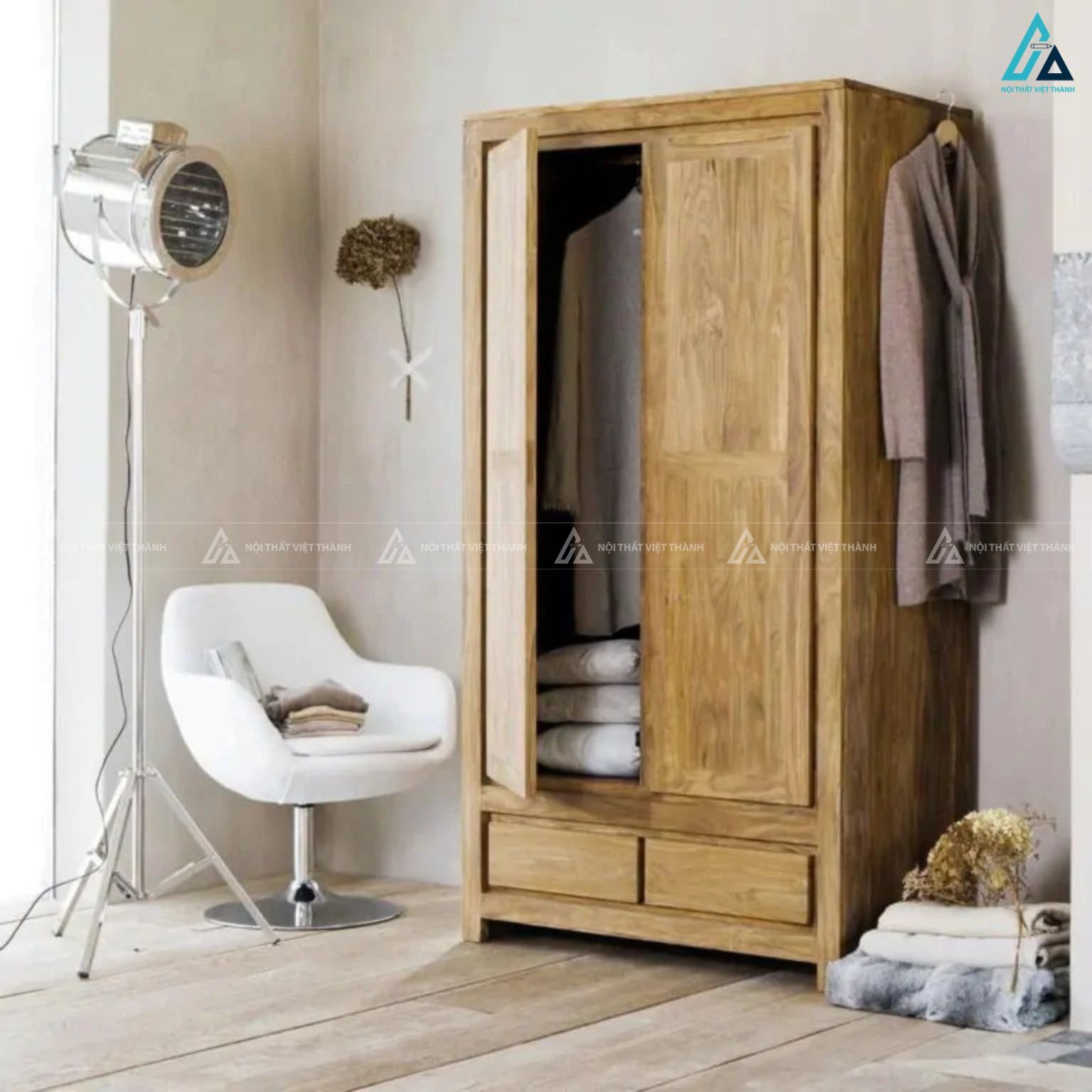 Mẫu tủ áo gỗ tự nhiên 2 cánh có ngăn kéo dưới thông minh 4