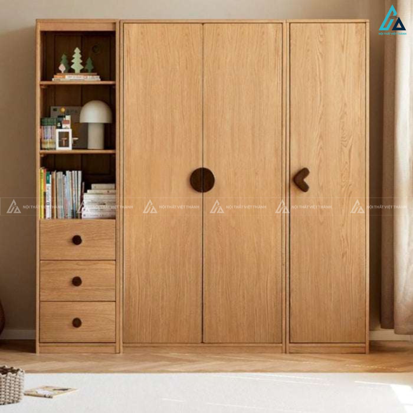 Tủ quần áo gỗ tự nhiên tích hợp kệ trang trí và ngăn kéo thông minh