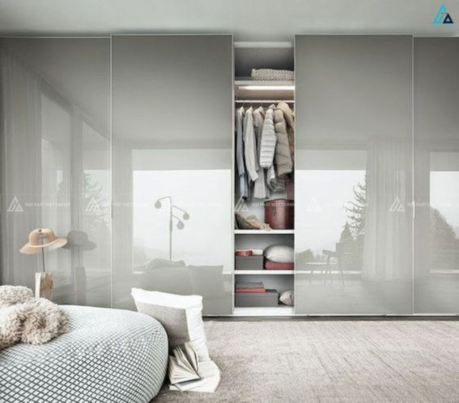 Phủ Acrylic giúp mở rộng không gian phòng ngủ tối đa