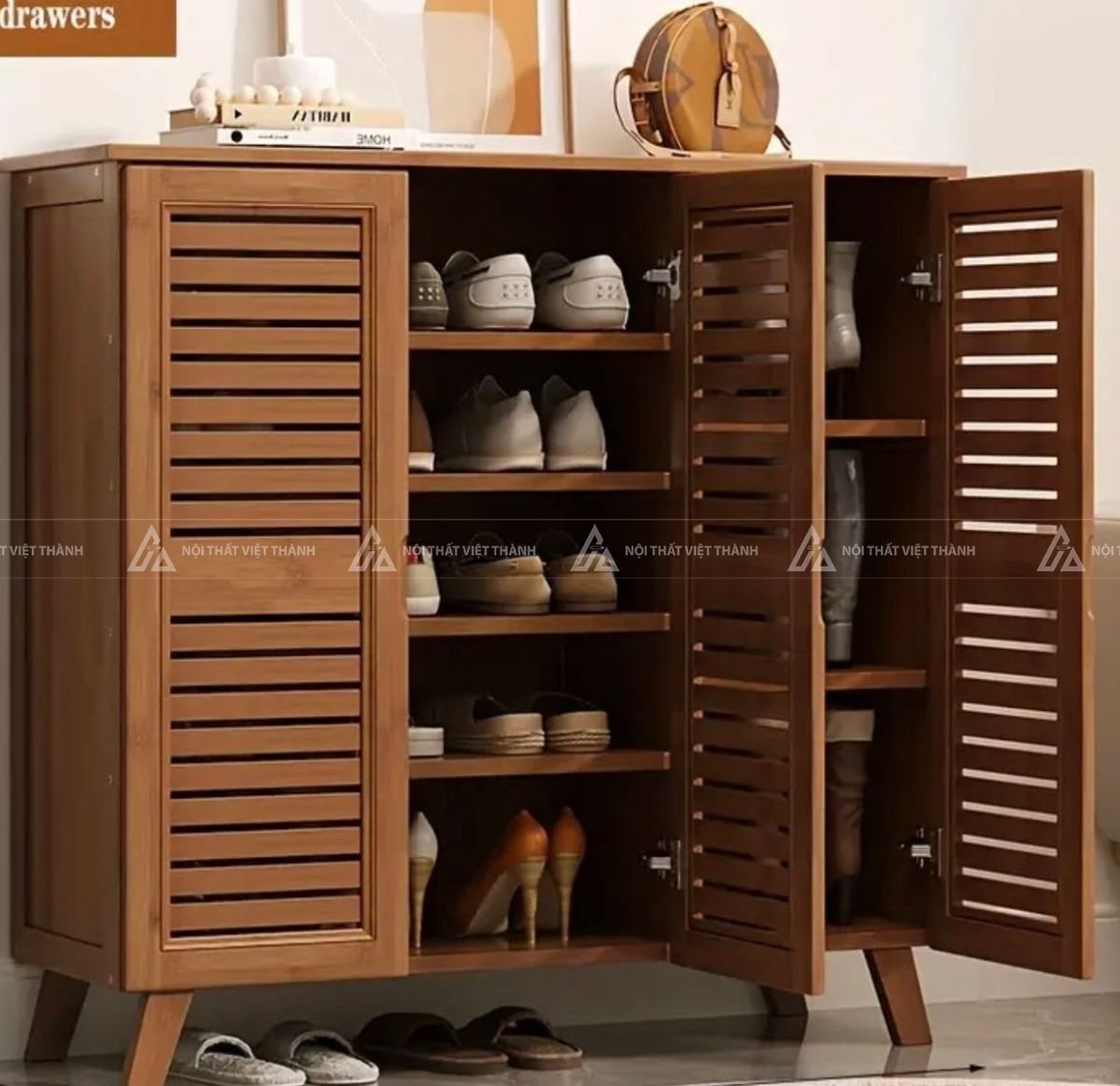 Bố trí bên trong tủ giày dép khoa học