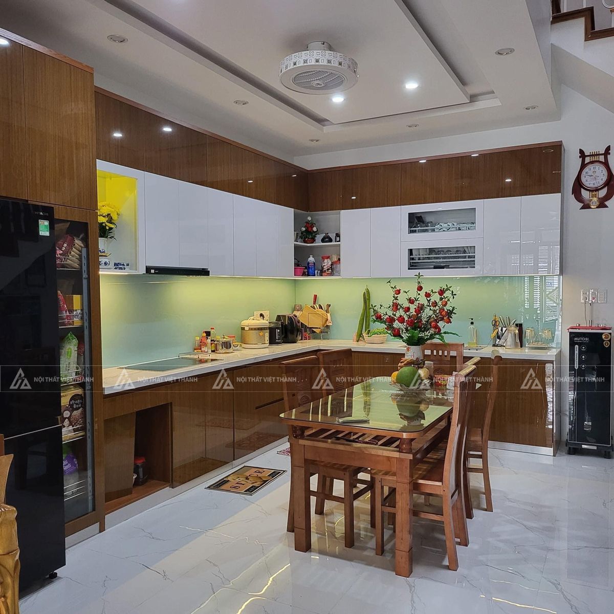Nội thất phòng bếp gỗ công nghiệp đồng bộ